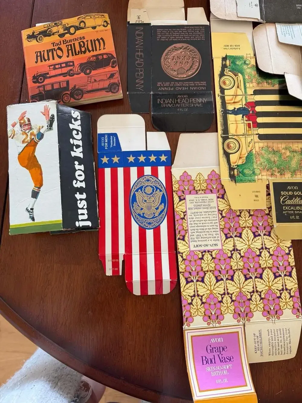 VTG Avon Men's After Shave and Cologne Collectible Packaging Boxes (10) & Album